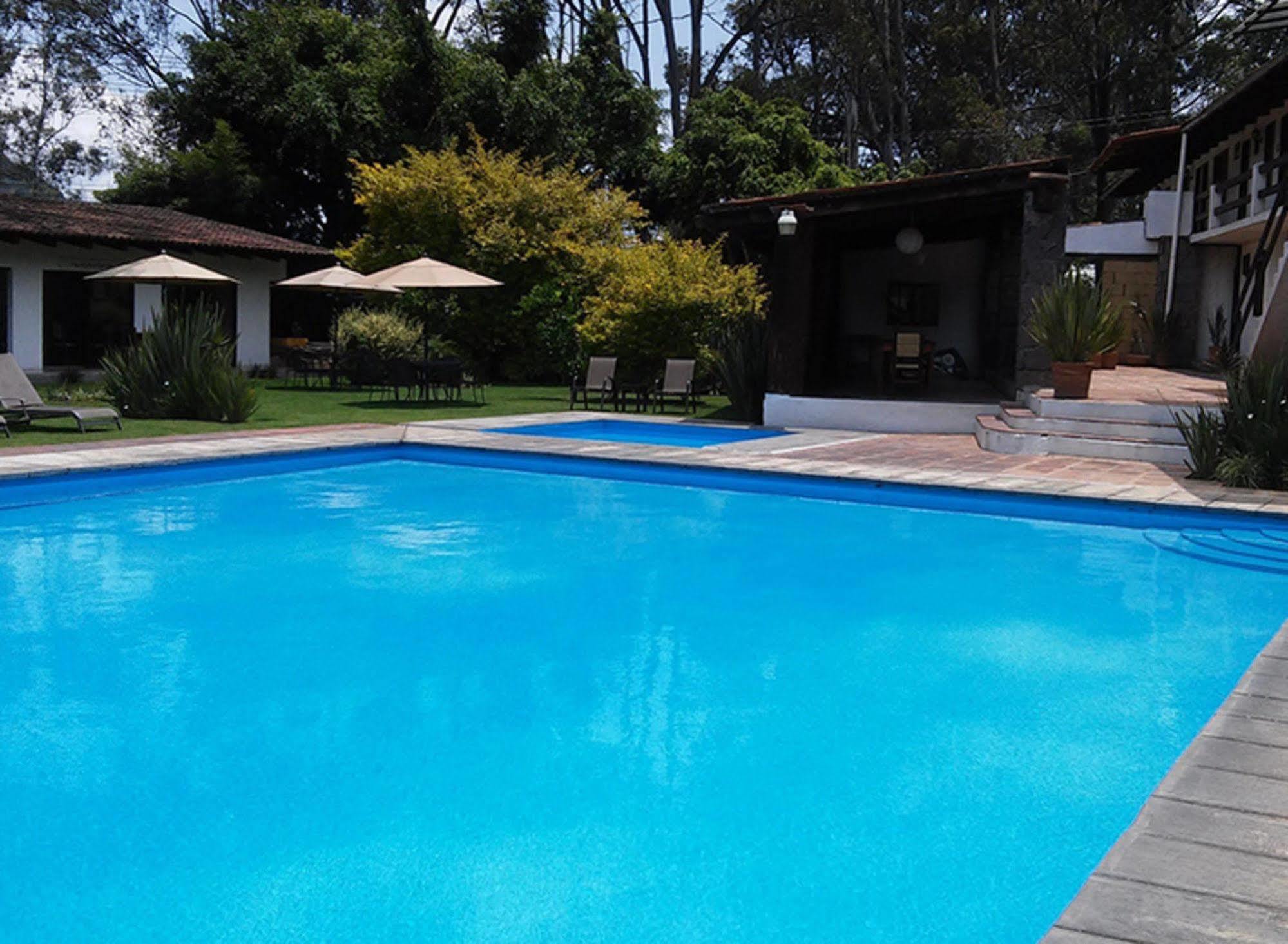Hotel El Arco Valle de Bravo Luaran gambar